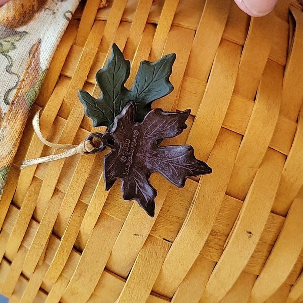 Longaberger 2001 Pumpkin Patch Basket - Picture 13 of 15